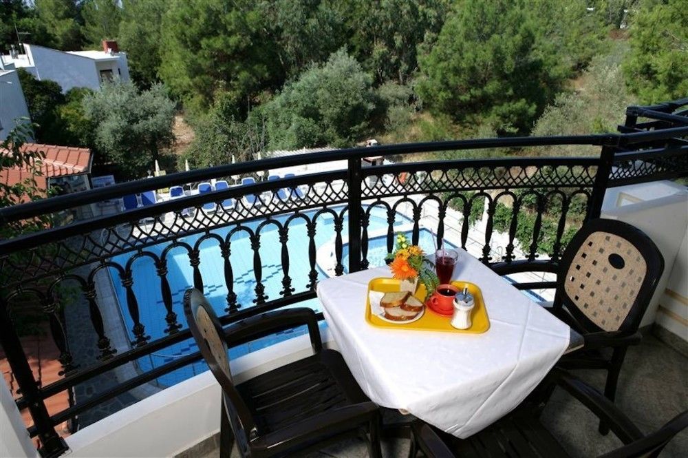Hotel Sirines Complex Potos Extérieur photo